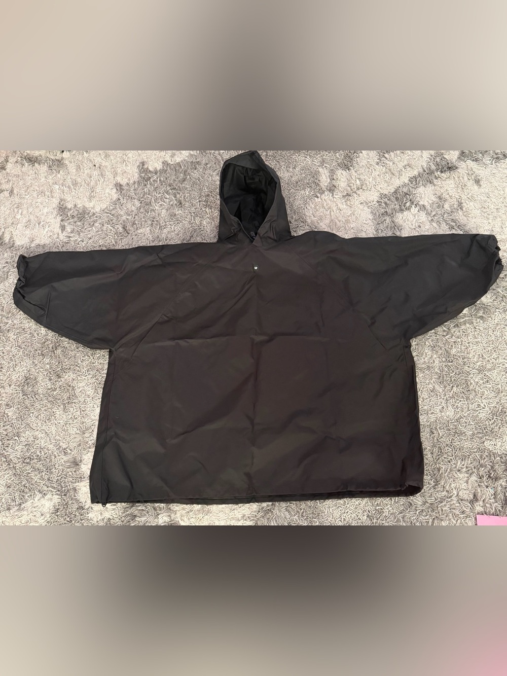 Yeezy Gap 17 T-Cut Pullover in True Black size Medium (Brand New w/ Bag)